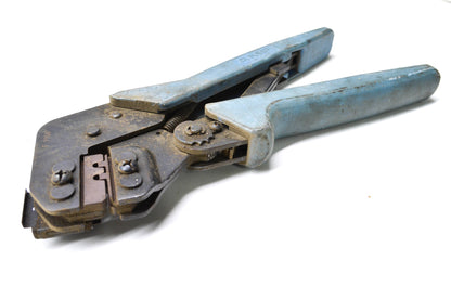 AMP F9950 Crimping Tool