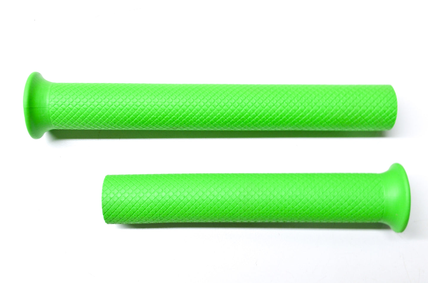 New OEM Arctic Cat Green Long Handlebar Grip Kit NOS