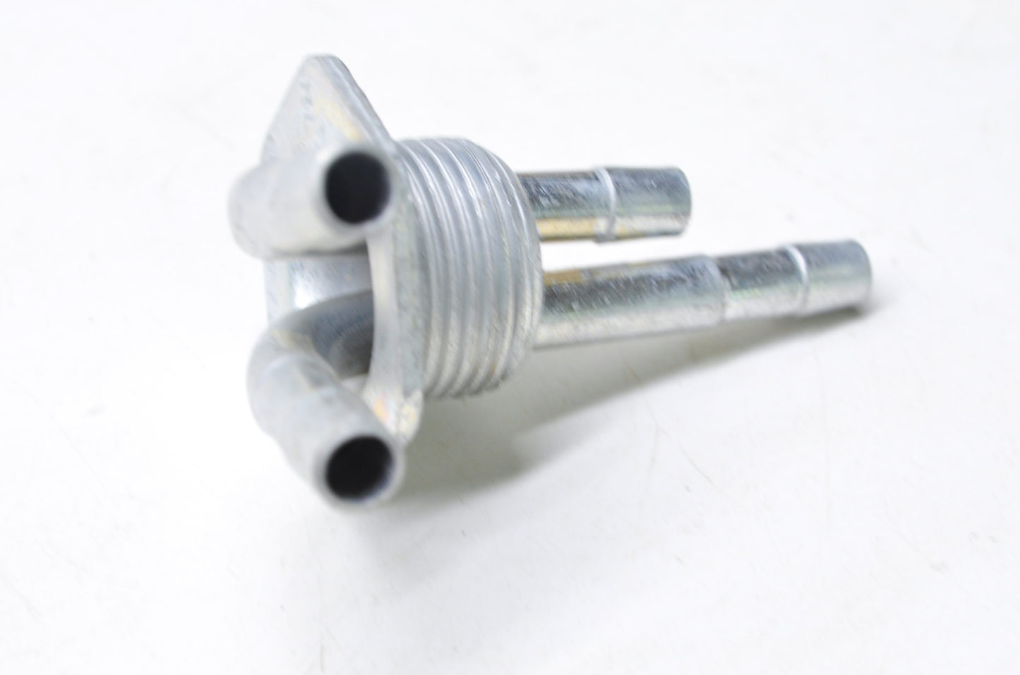 New Kimpex 90 Degree Double Tank Fitting NOS