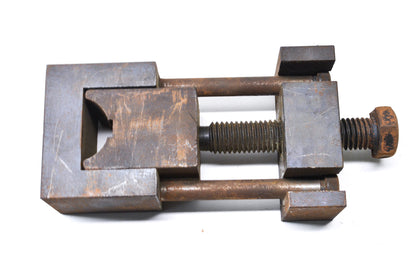 Aftermarket Track Clip Installer Tool
