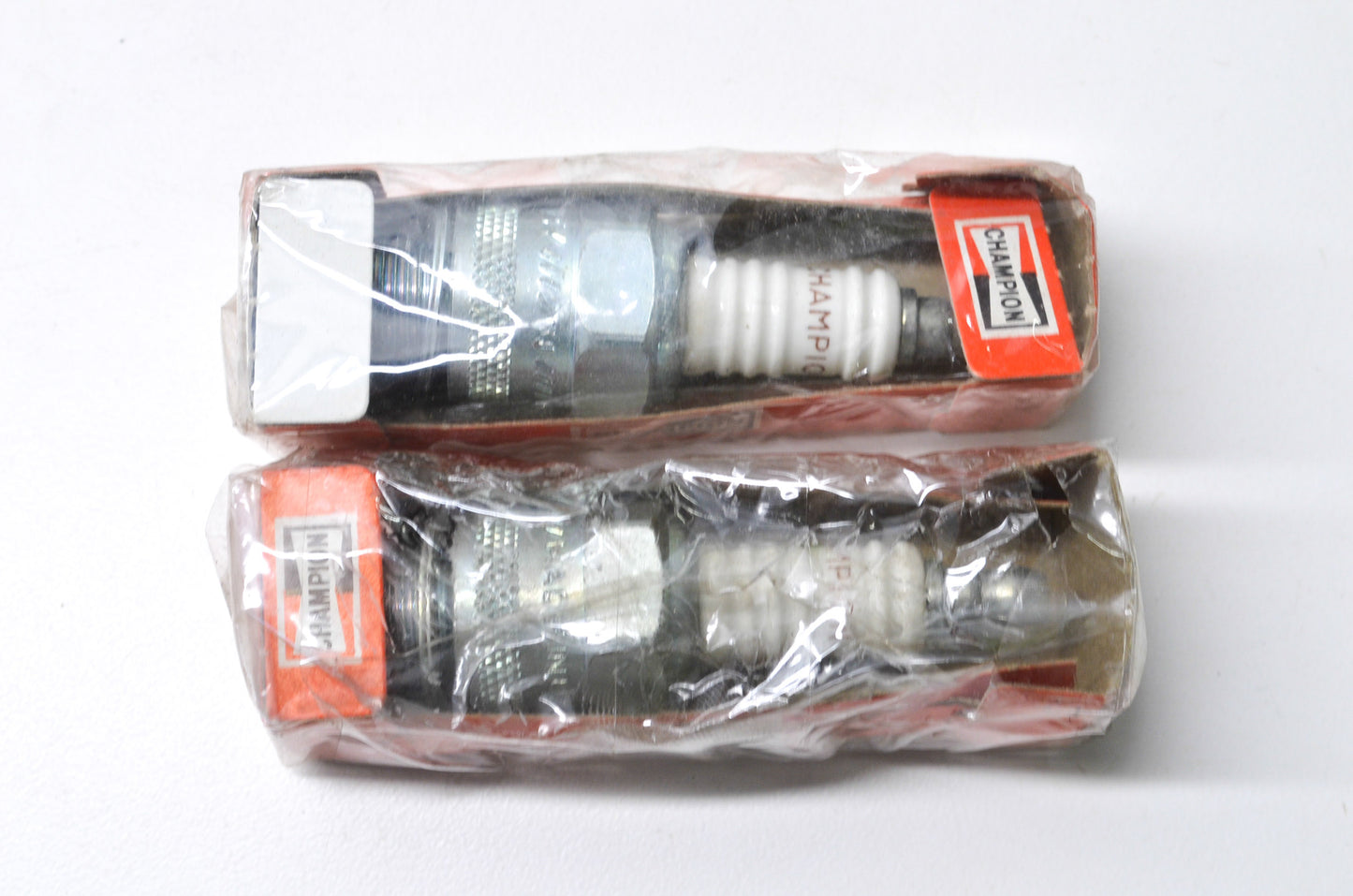 New Champion Spark Plug QTY 2 NOS