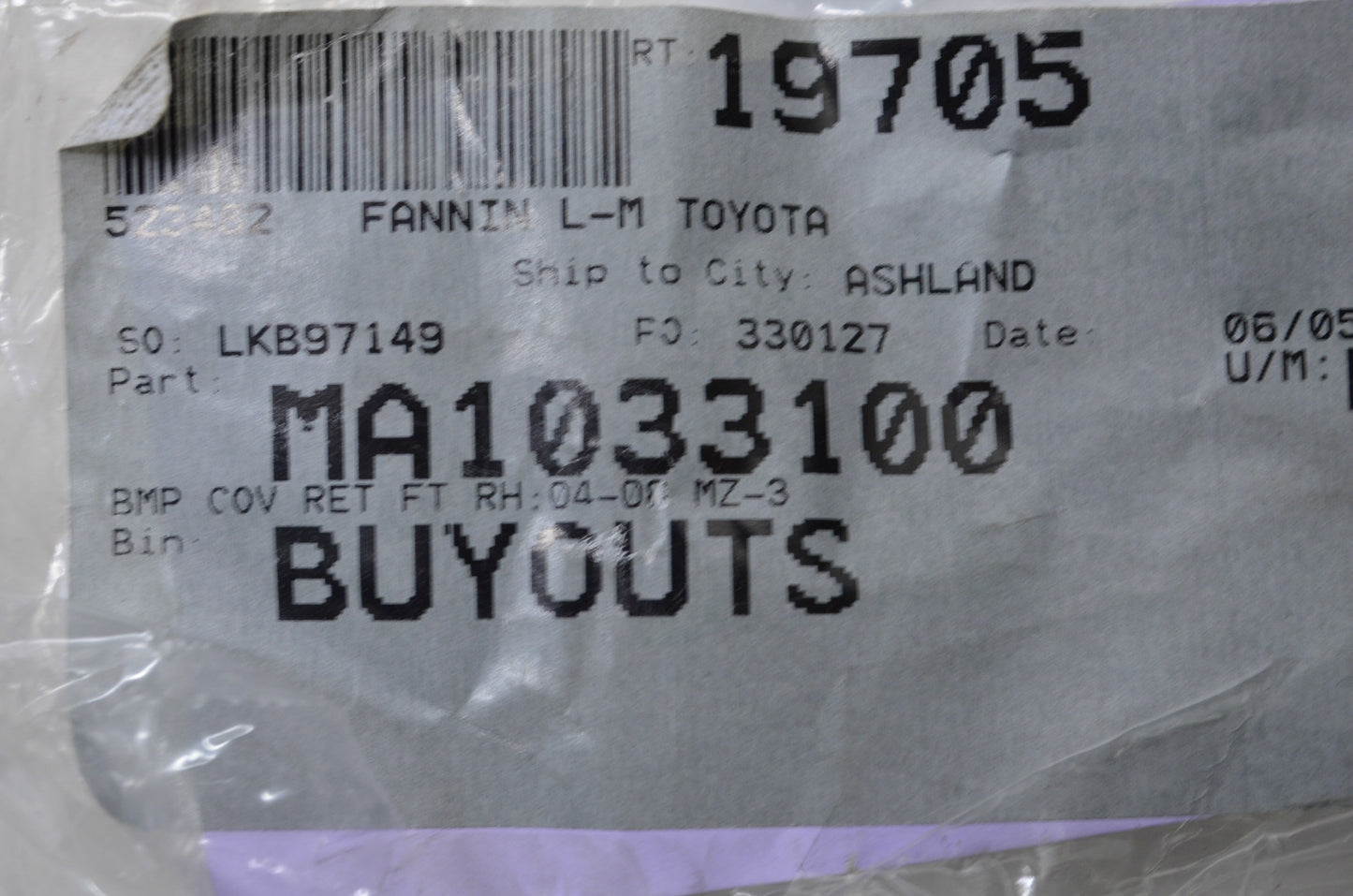 OEM Mazda MZ-M304-A9R Front Bumper Cover Retainer NOS
