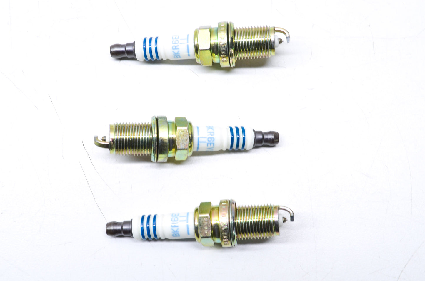 NGK JE4318110, BKR6EVX-11 Spark Plug Qty 3 NOS