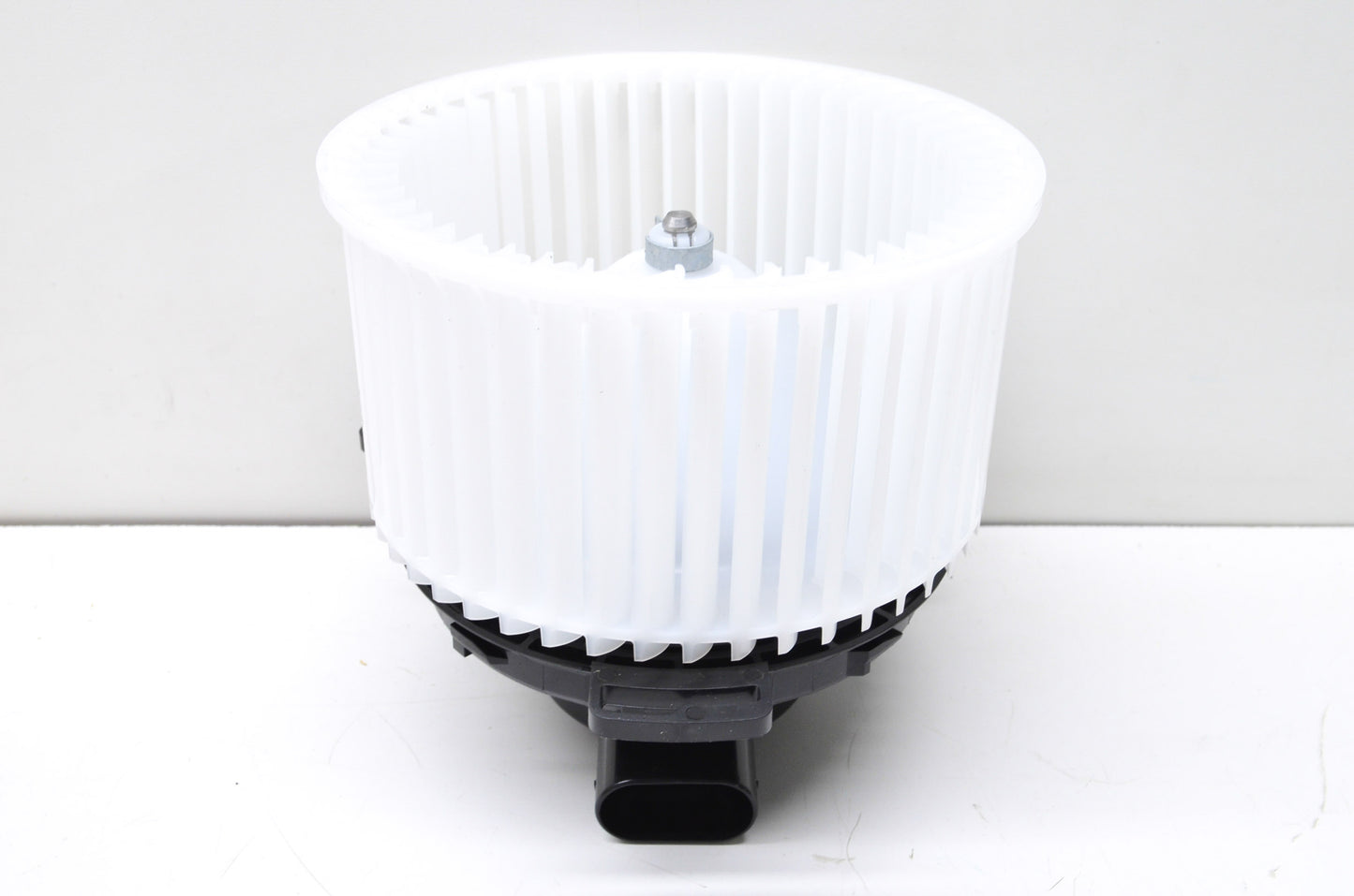 New OEM Mazda Motor Blower Fan NOS