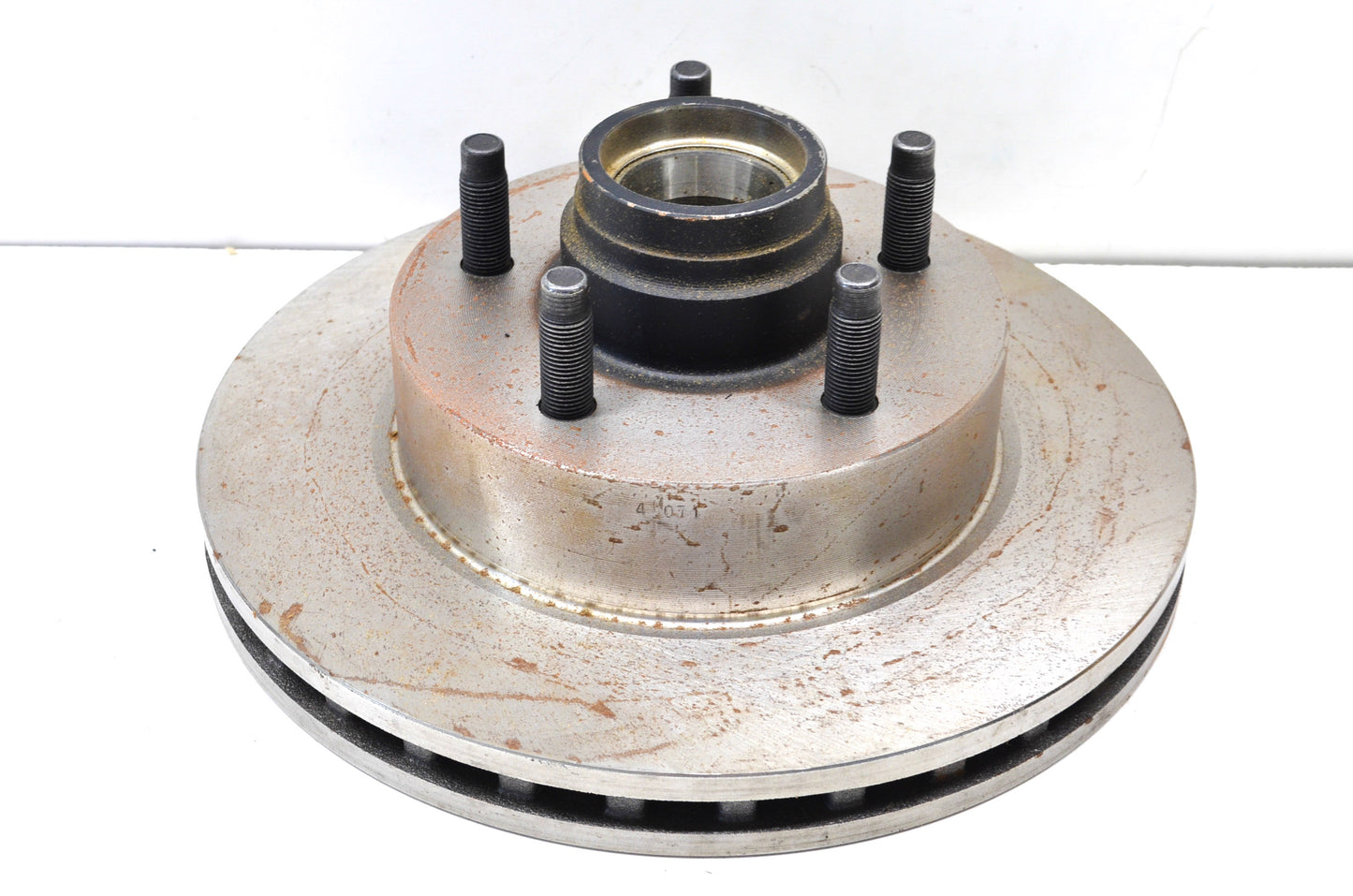 OEM Mazda ZZR1-33-251 Hub Assembly NOS