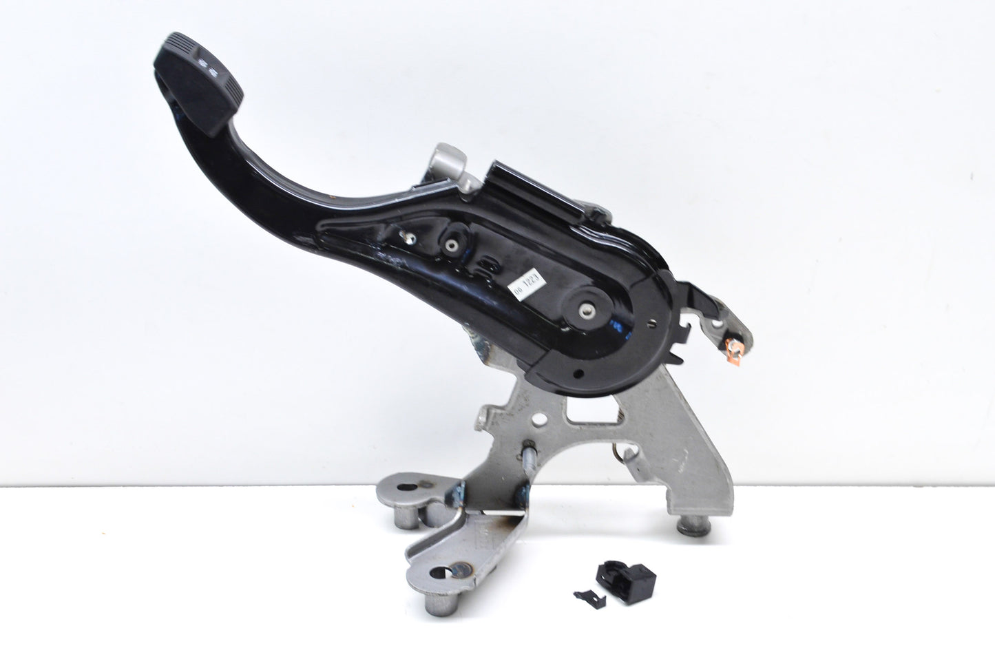 OEM Mazda L2Y6-44-010 Parking Brake Pedal NOS