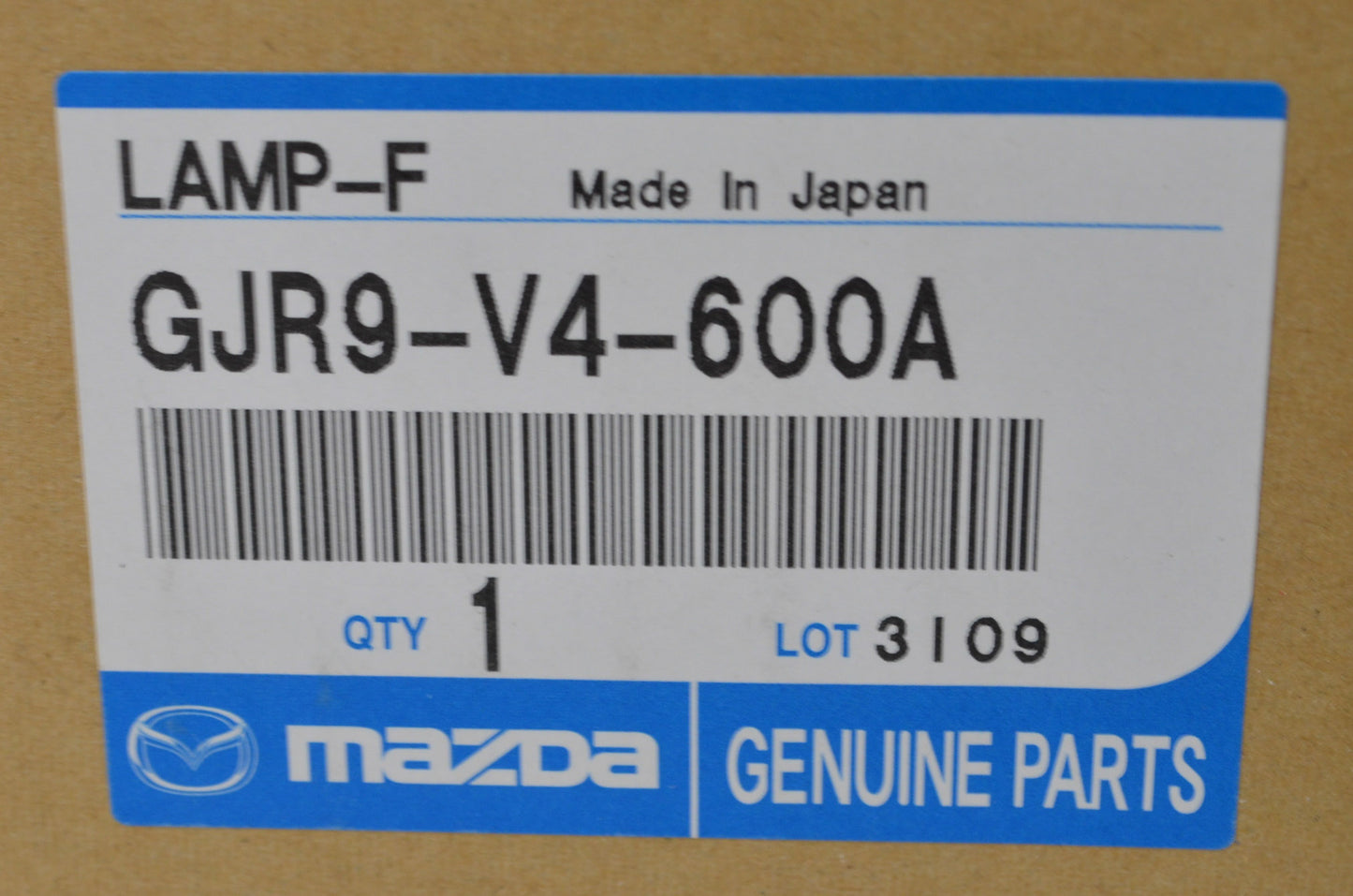 OEM Mazda GJR9-V4-600A Gjr9-V4-600A Fog Light Kit NOS