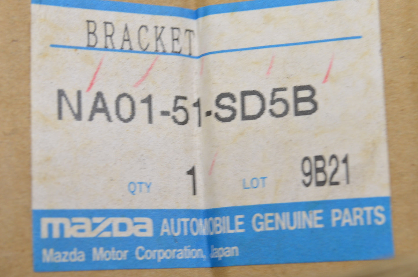 OEM Mazda NA01-51-SD5B Lamp Bracket NOS