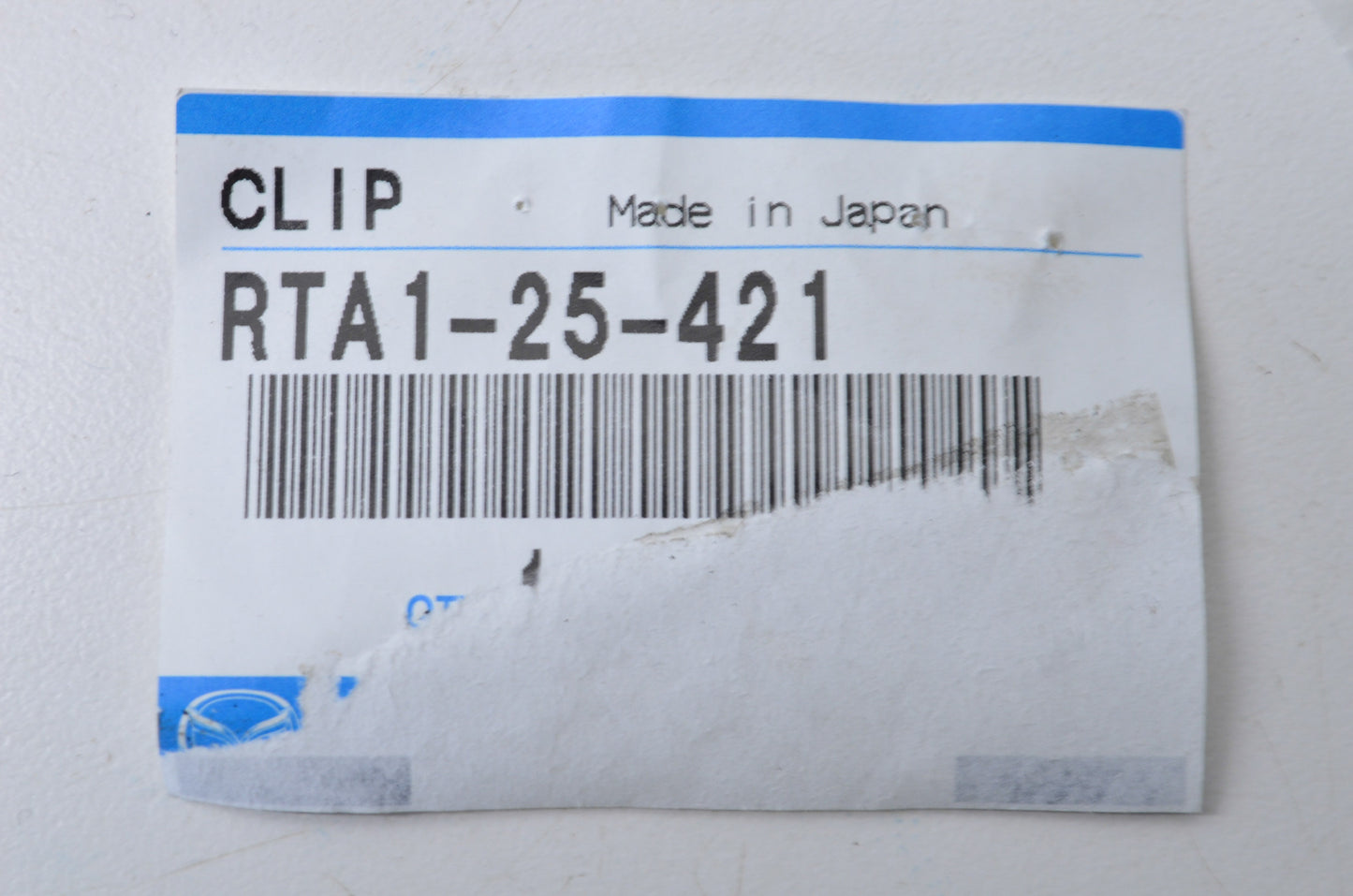 OEM Mazda RTA1-25-421 CV Joint Clip NOS