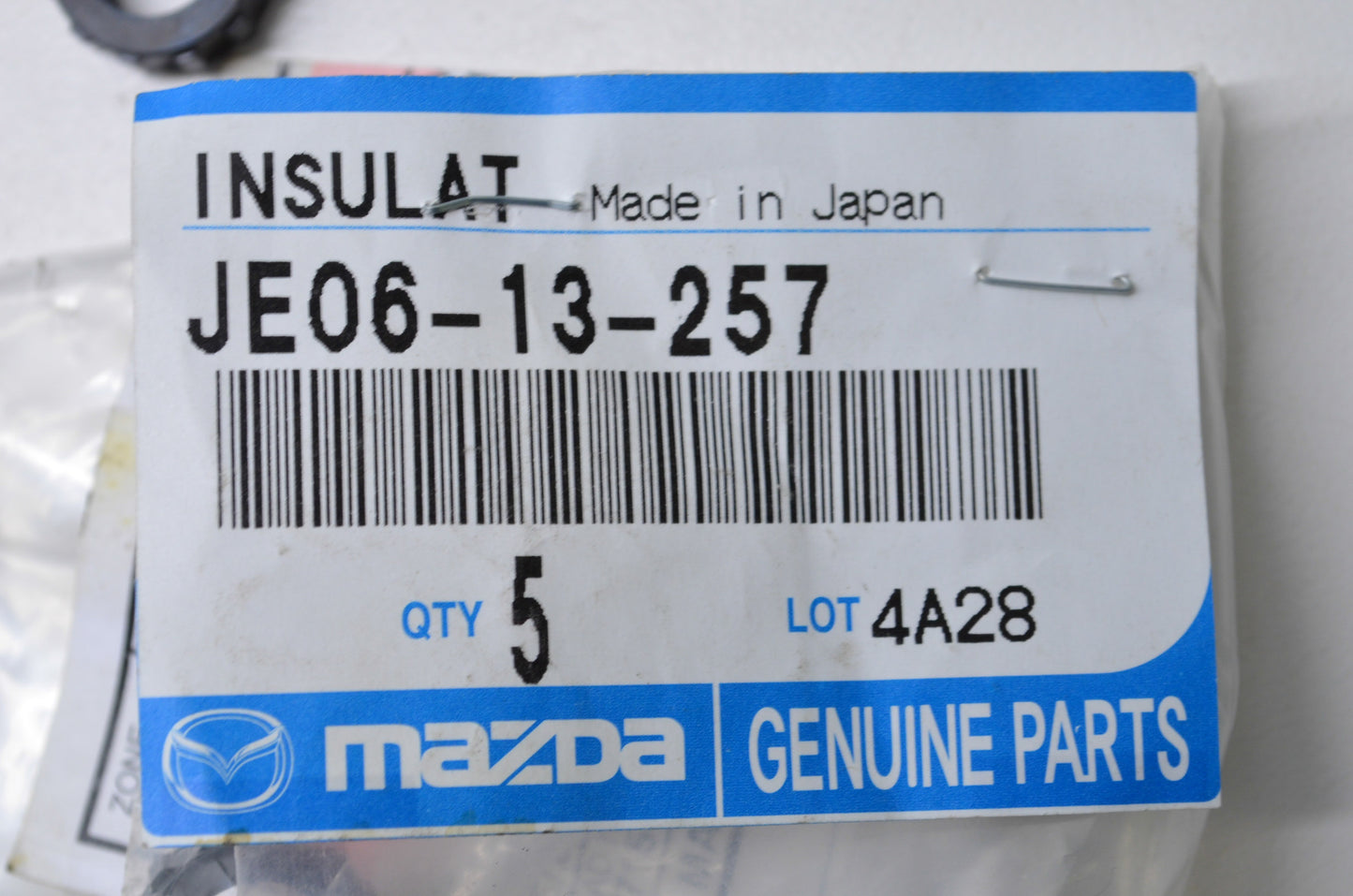OEM Mazda JE06-13-257 Injector Insulator Seal NOS