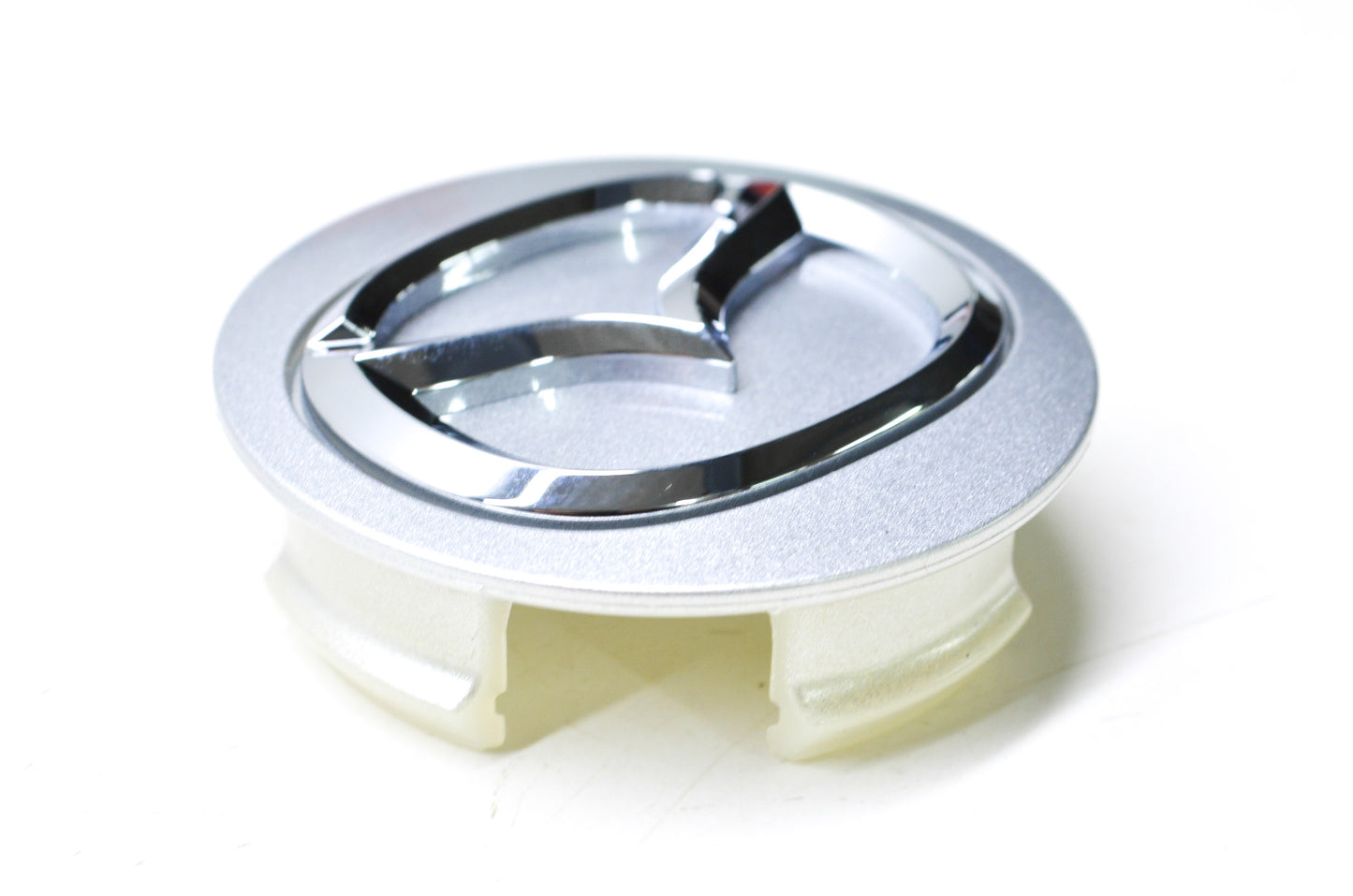 New OEM Mazda Silver Wheel Hub Center Cap Cover NOS