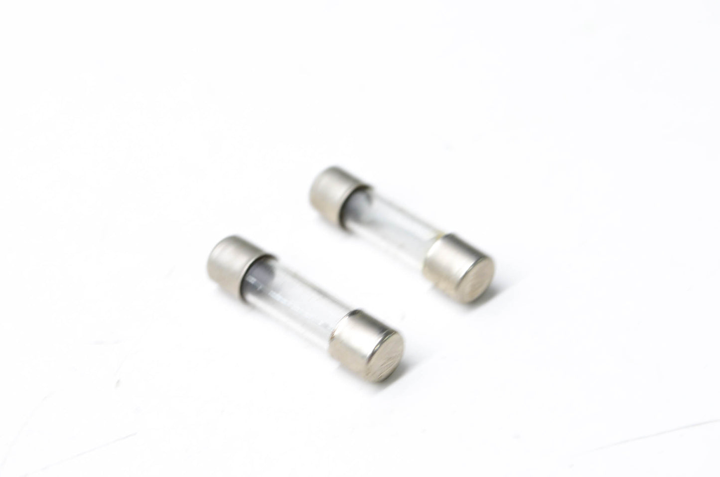 Aftermarket 6000-237 7A Short Fuses Qty 2 NOS