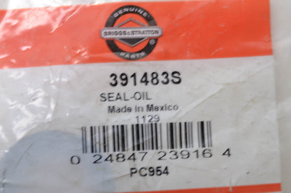 New OEM Briggs & Stratton Oil Seal NOS