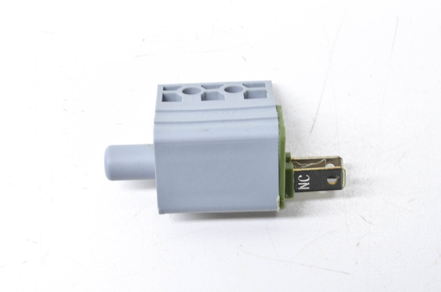 Toro 1-513152 Normally Closed Safety Switch NOS