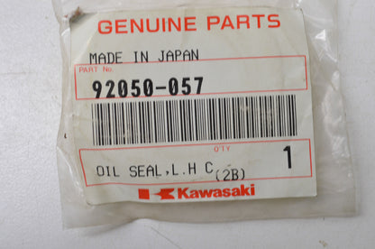 OEM Kawasaki 92050-057 Oil Seal TB30508 NOS