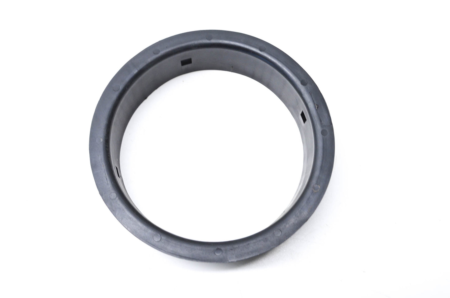 New OEM Briggs & Stratton Inner Reatiner Ring NOS