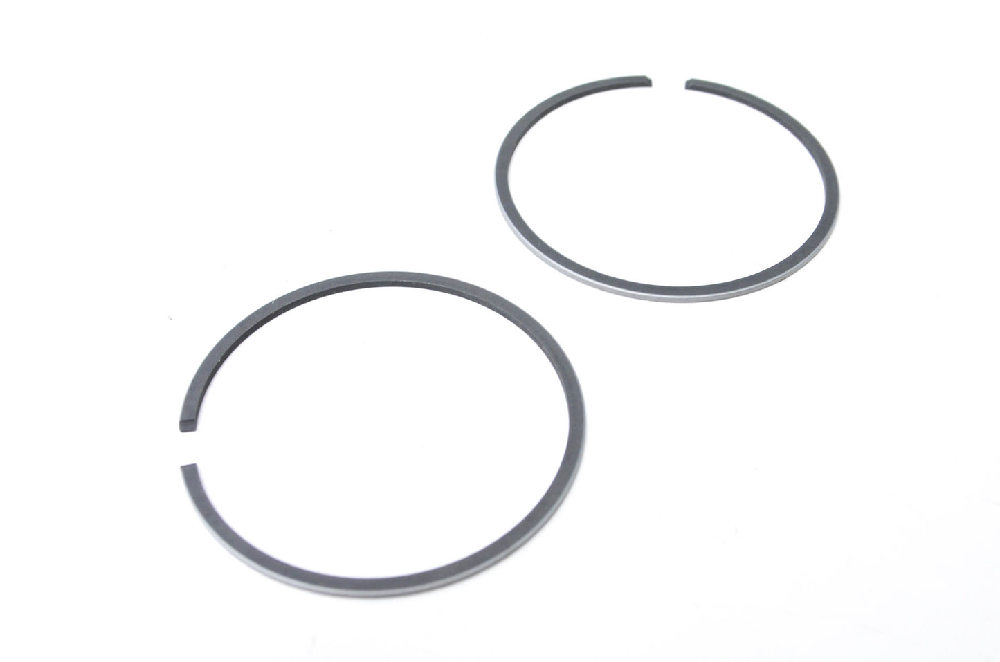 New OEM Yamaha 492-11601-21-00 Piston Ring Set 2 NOS