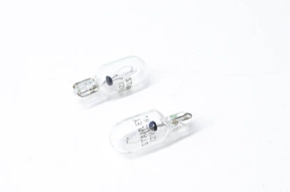 New Stanley 12V Bulb QTY 2 NOS