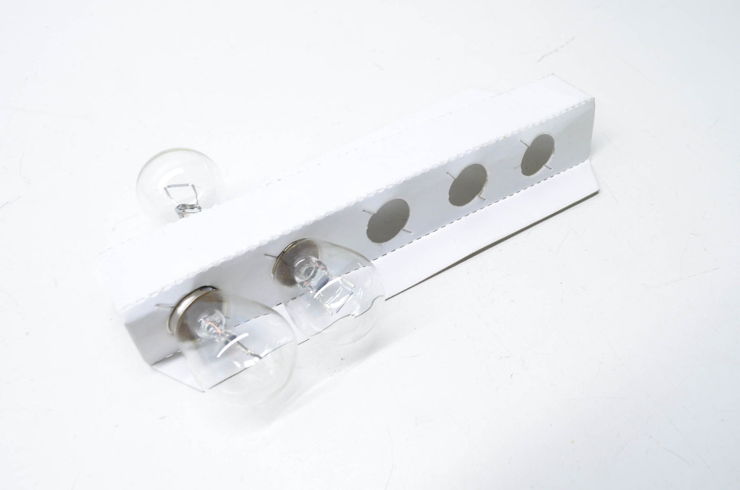 EiKO B-1156 Bulb Qty 3 NOS