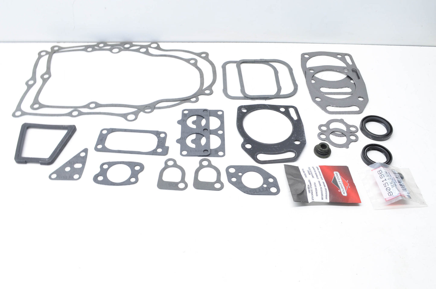 New OEM Briggs & Stratton Gasket Kit (Incomplete) NOS