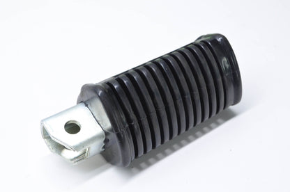 New OEM Suzuki 43550-37301 Right Hand Footrest NOS