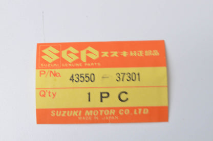 New OEM Suzuki 43550-37301 Right Hand Footrest NOS