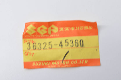 OEM Suzuki 36325-45360 Pilot Lamp Socket NOS