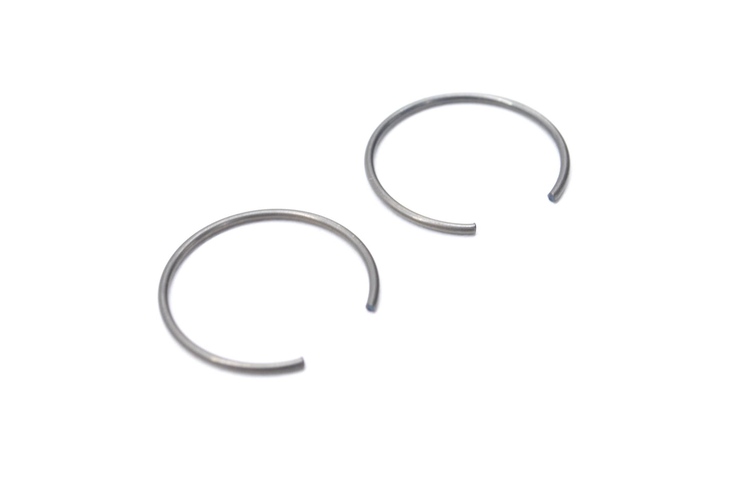 OEM Kawasaki 92036-021 Piston Pin Circlip Qty 2 NOS