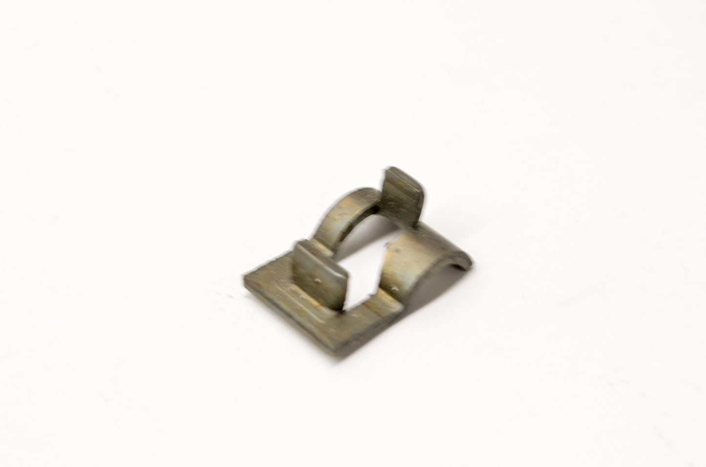 OEM Briggs & Stratton 221014 Anchor Spring