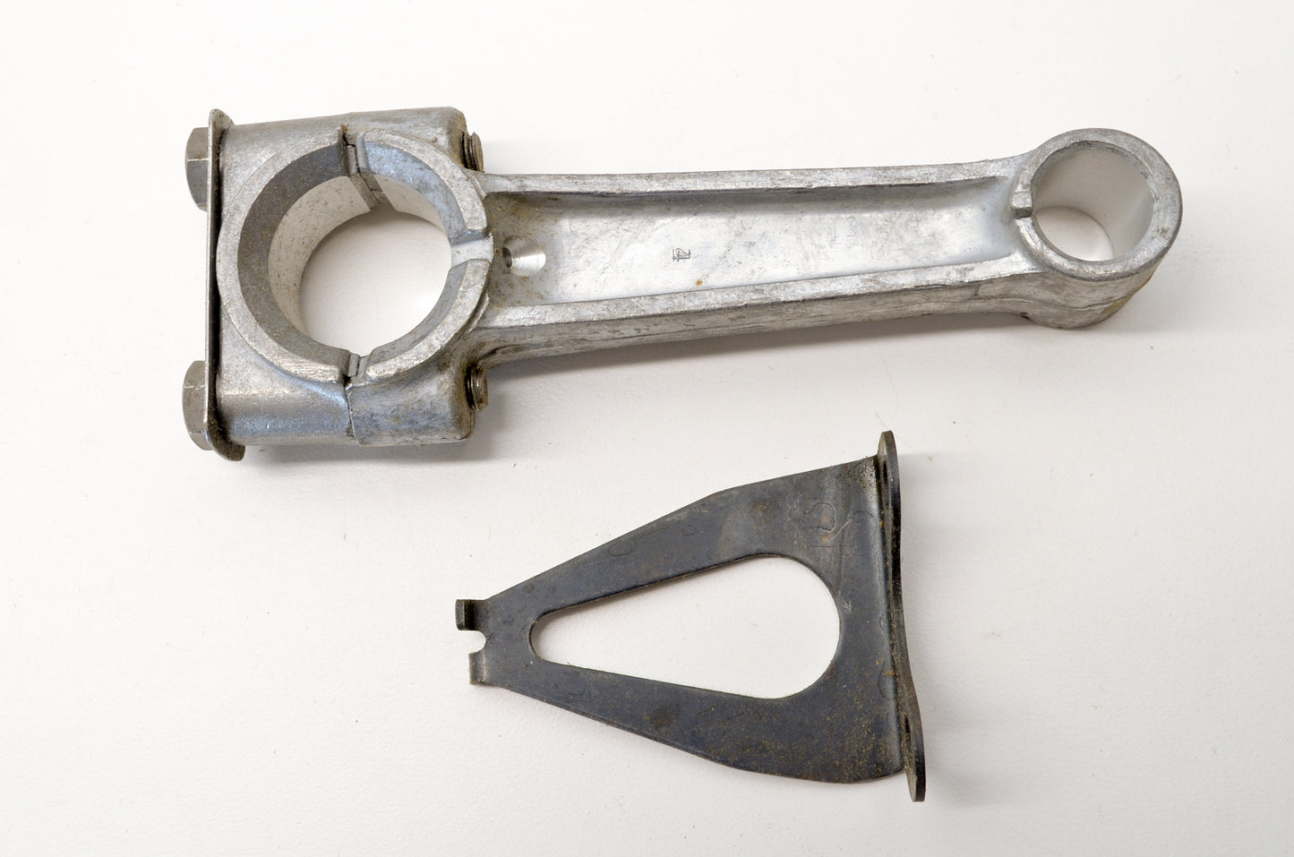 OEM Briggs & Stratton 295838, 398577 Connecting Rod Kit