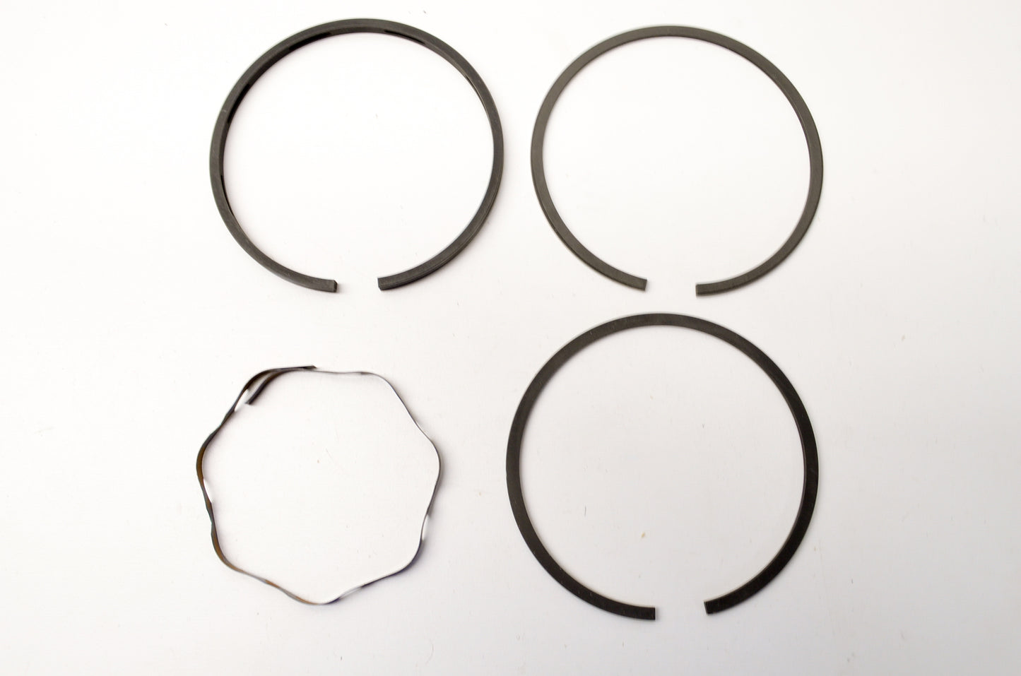 Briggs & Stratton 499996 Piston Ring Kit