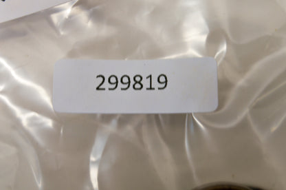 OEM Briggs & Stratton 299819 Oil Seal QTY 2 NOS