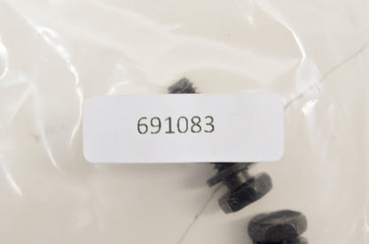 OEM Briggs & Stratton 691083 Screw NOS