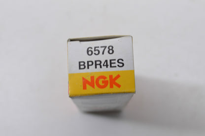 NGK BPR4ES, 6578 Spark Plug Qty 3 NOS