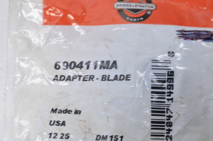 New OEM Briggs & Stratton Blade Adapter NOS