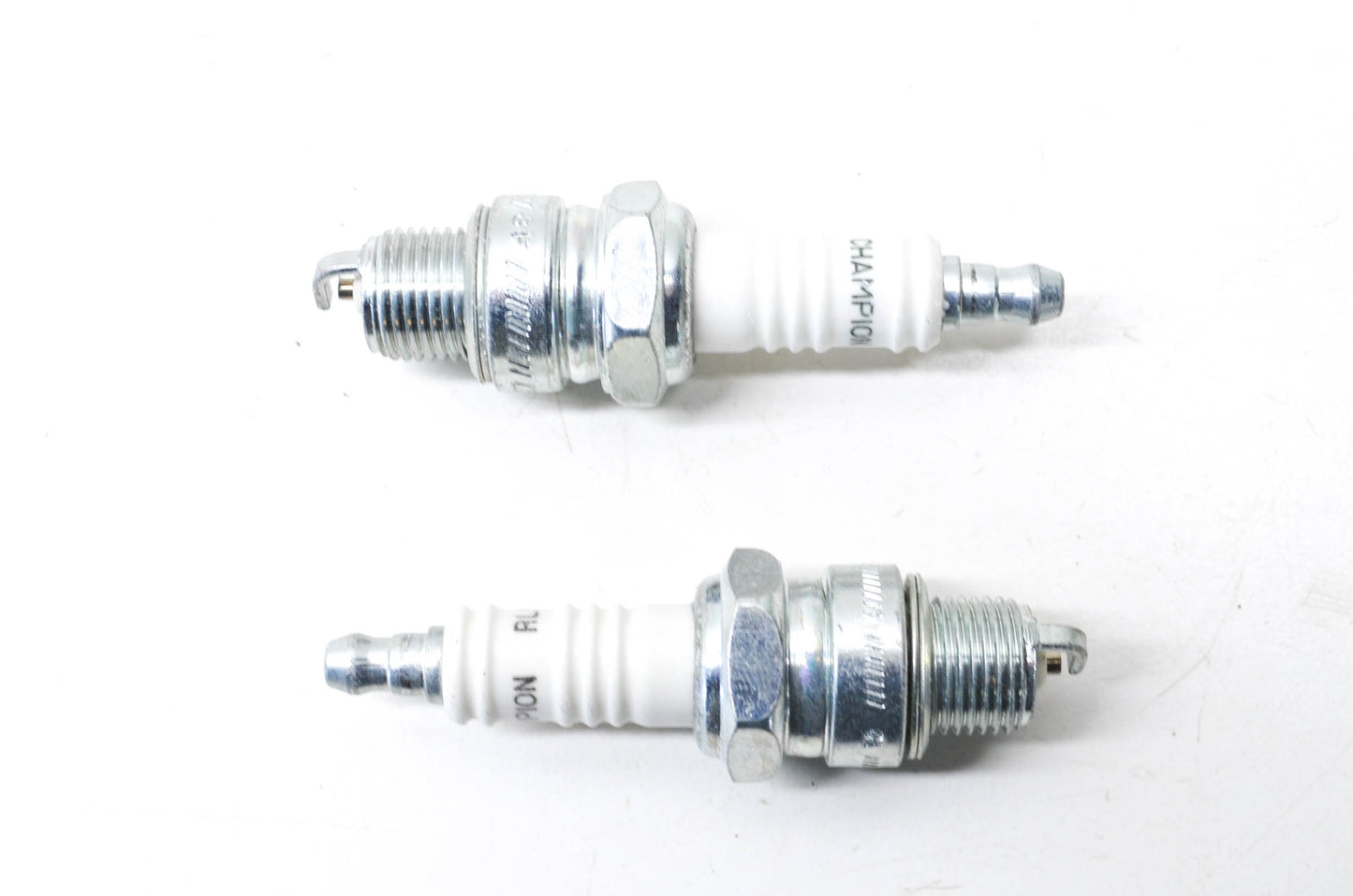 New Champion Spark Plug QTY 2 NOS