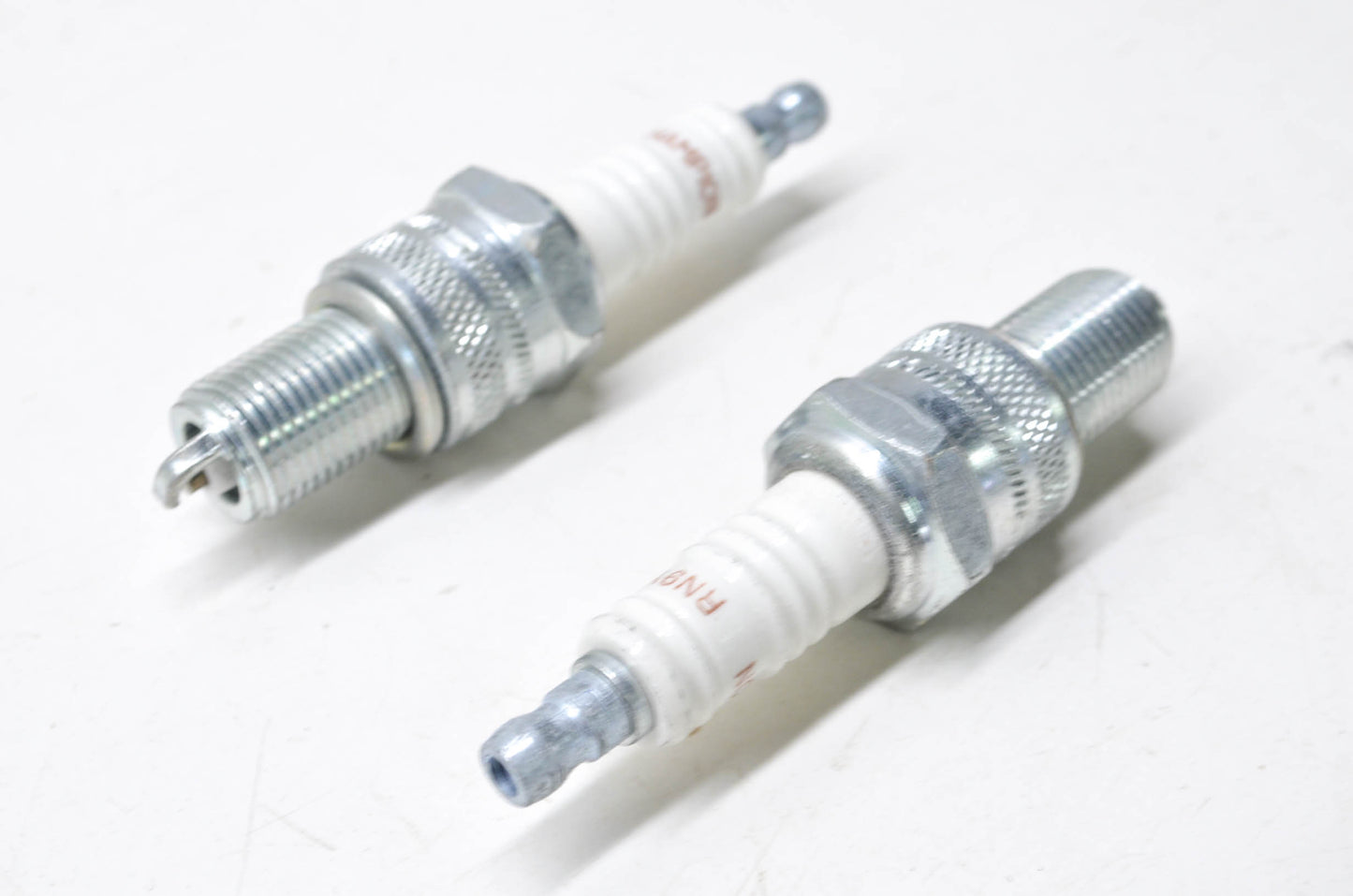 New Champion 415, RN9YC Spark Plugs QTY 2 NOS