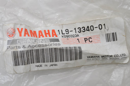 New OEM Yamaha 1L9-13340-01-00 PSS Lave Assembly NOS