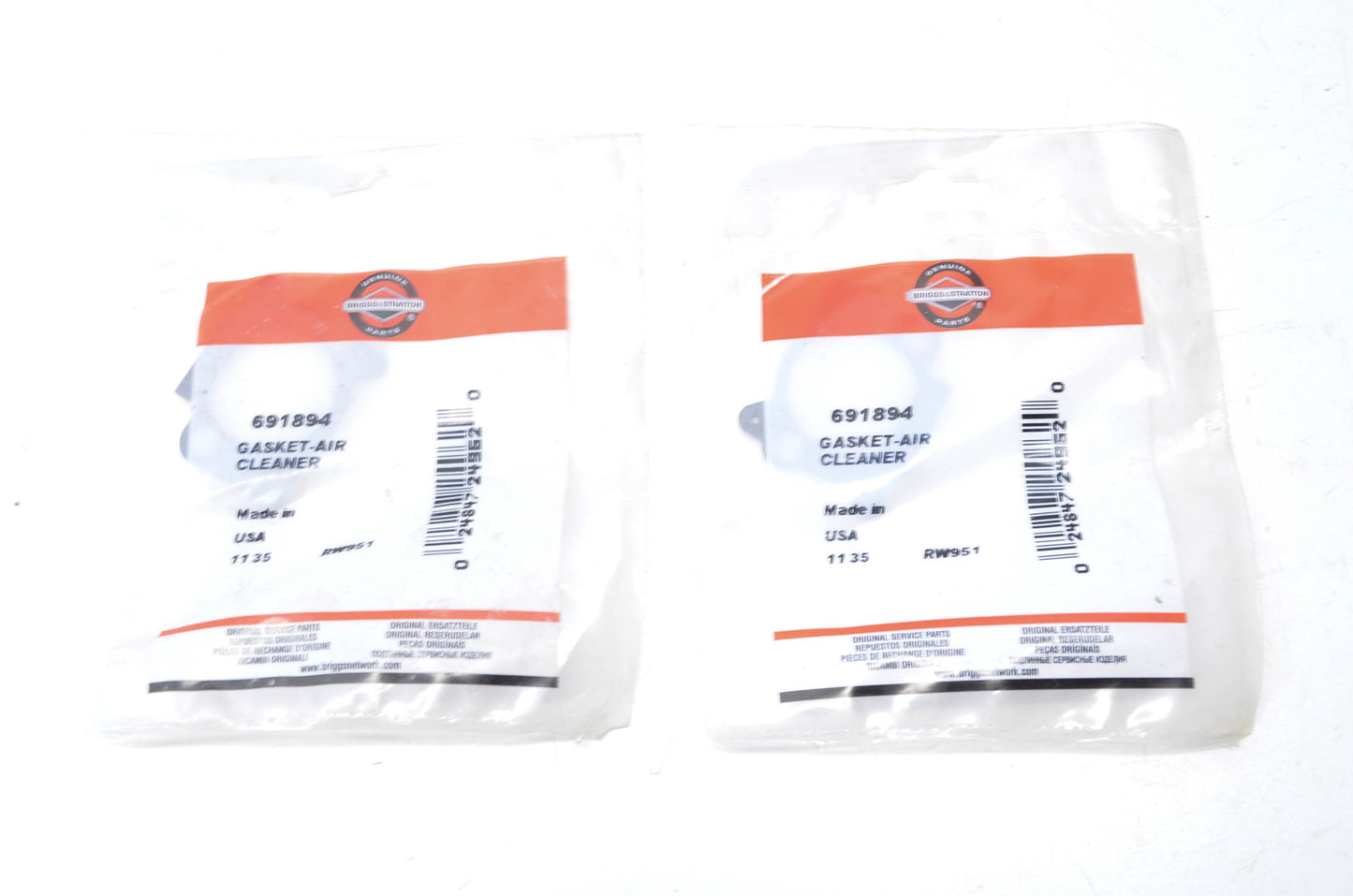New OEM Briggs & Stratton Gasket QTY 2 NOS