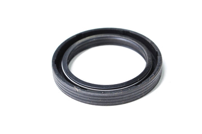 New OEM Briggs & Stratton 291675S, 291675 Oil Seal NOS