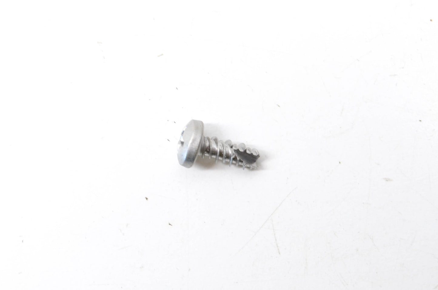 OEM Kawasaki 92011-561 Screw 0.22x0.563 NOS