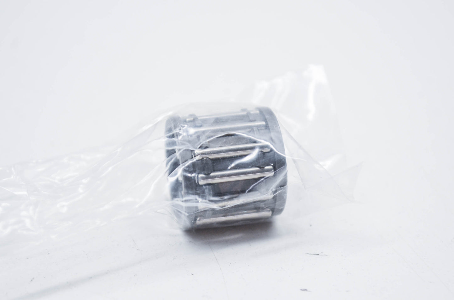 LLP 3081073, 3081629 Crankshaft Bearing NOS