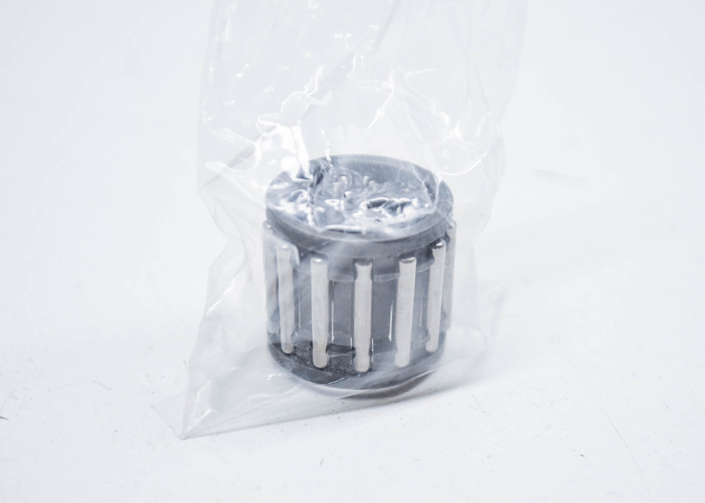 LLP 3081073, 3081629 Crankshaft Bearing NOS