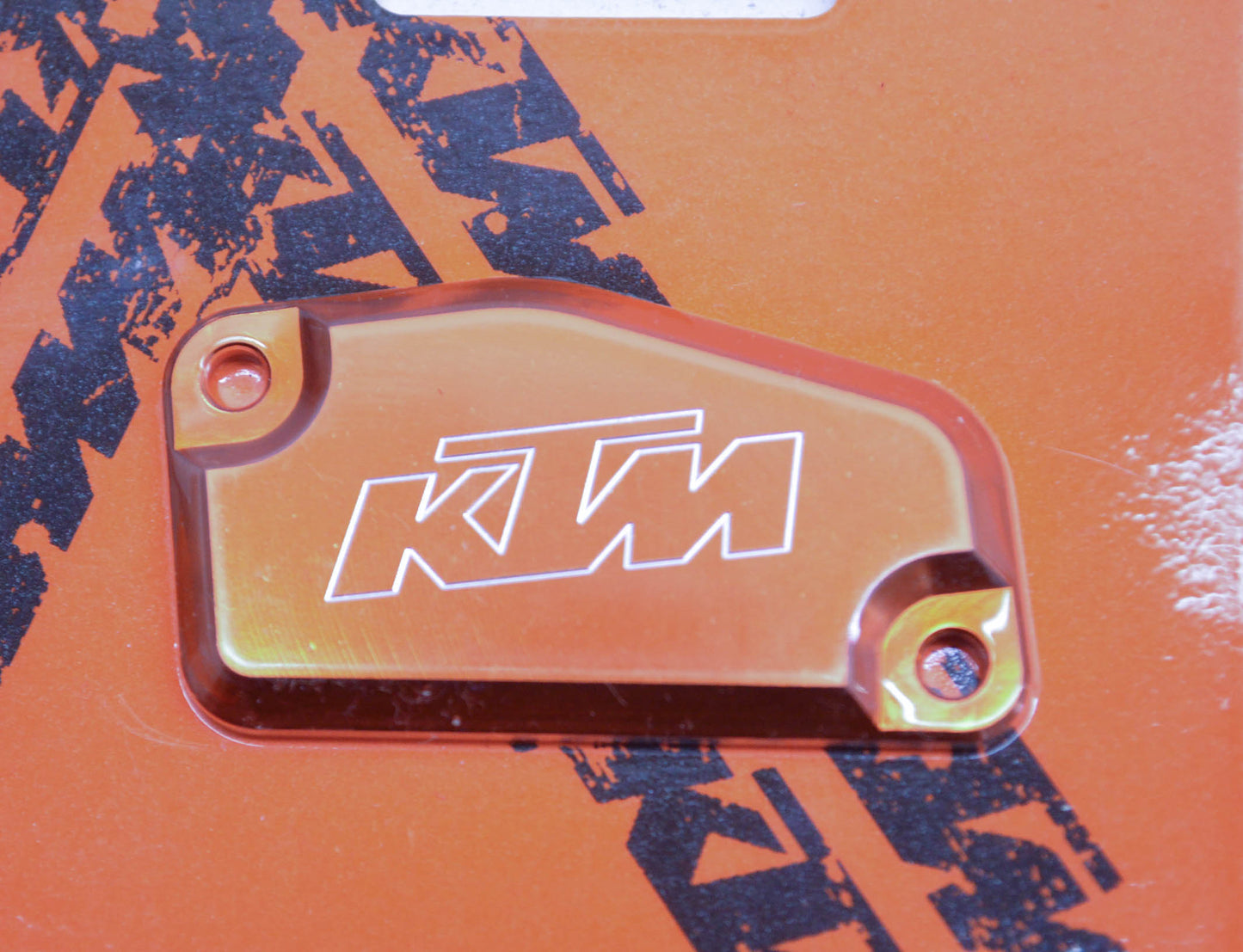 OEM KTM 72002903000 Front Clutch Cylinder Cover NOS