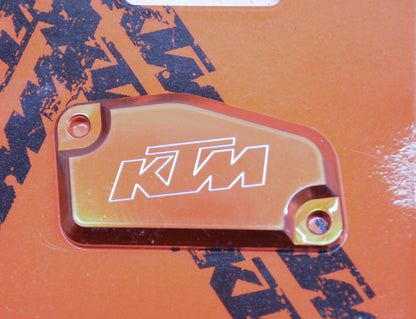 OEM KTM 72002903000 Front Clutch Cylinder Cover NOS