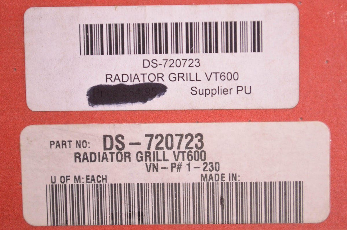 Show Chrome DS-720723 Radiator Grill NOS