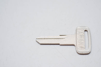 OEM Yamaha 90890-55811-00 Blank Key 1221 NOS