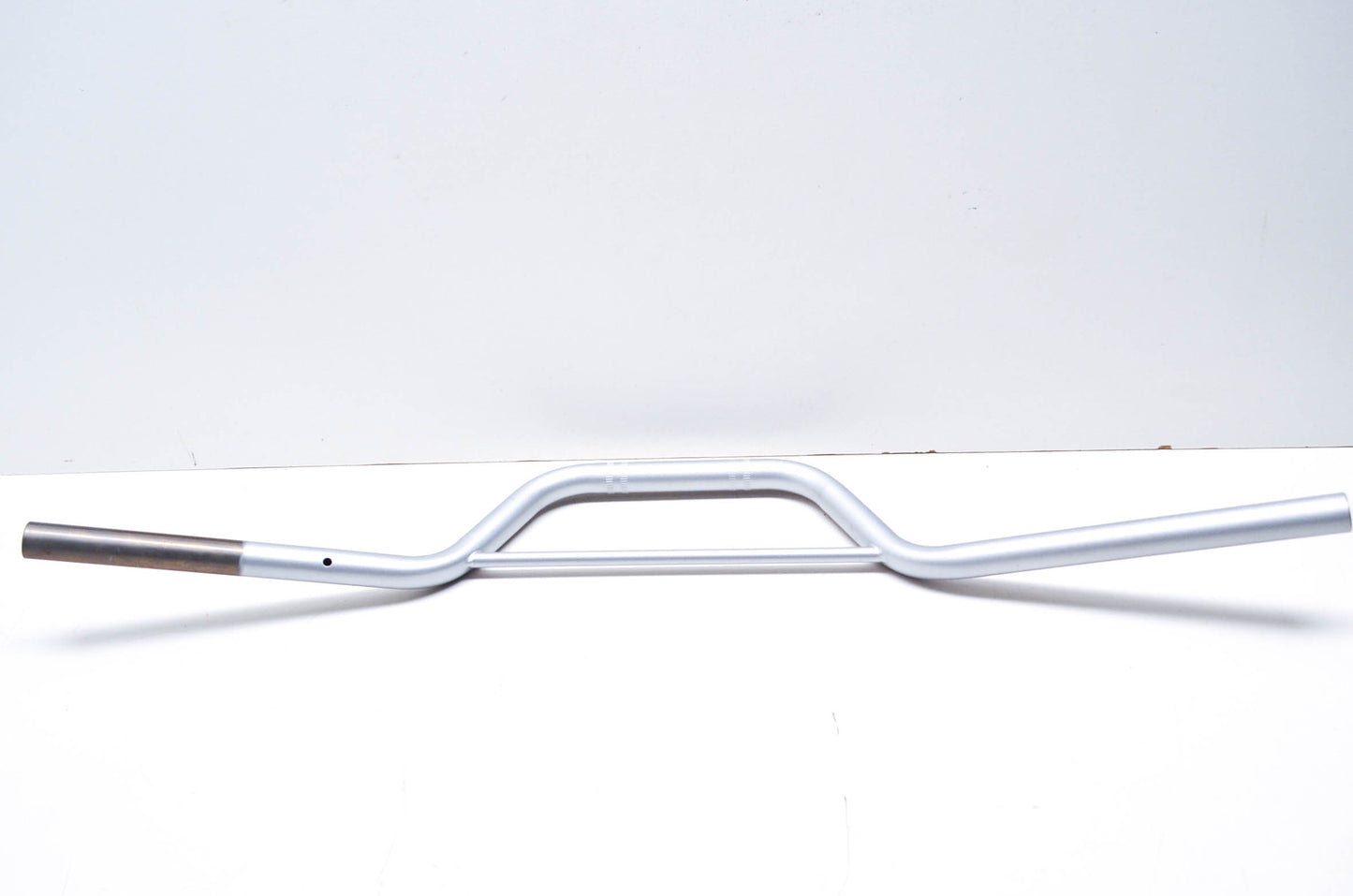 OEM Yamaha 3UN-26111-00-00 Handlebar