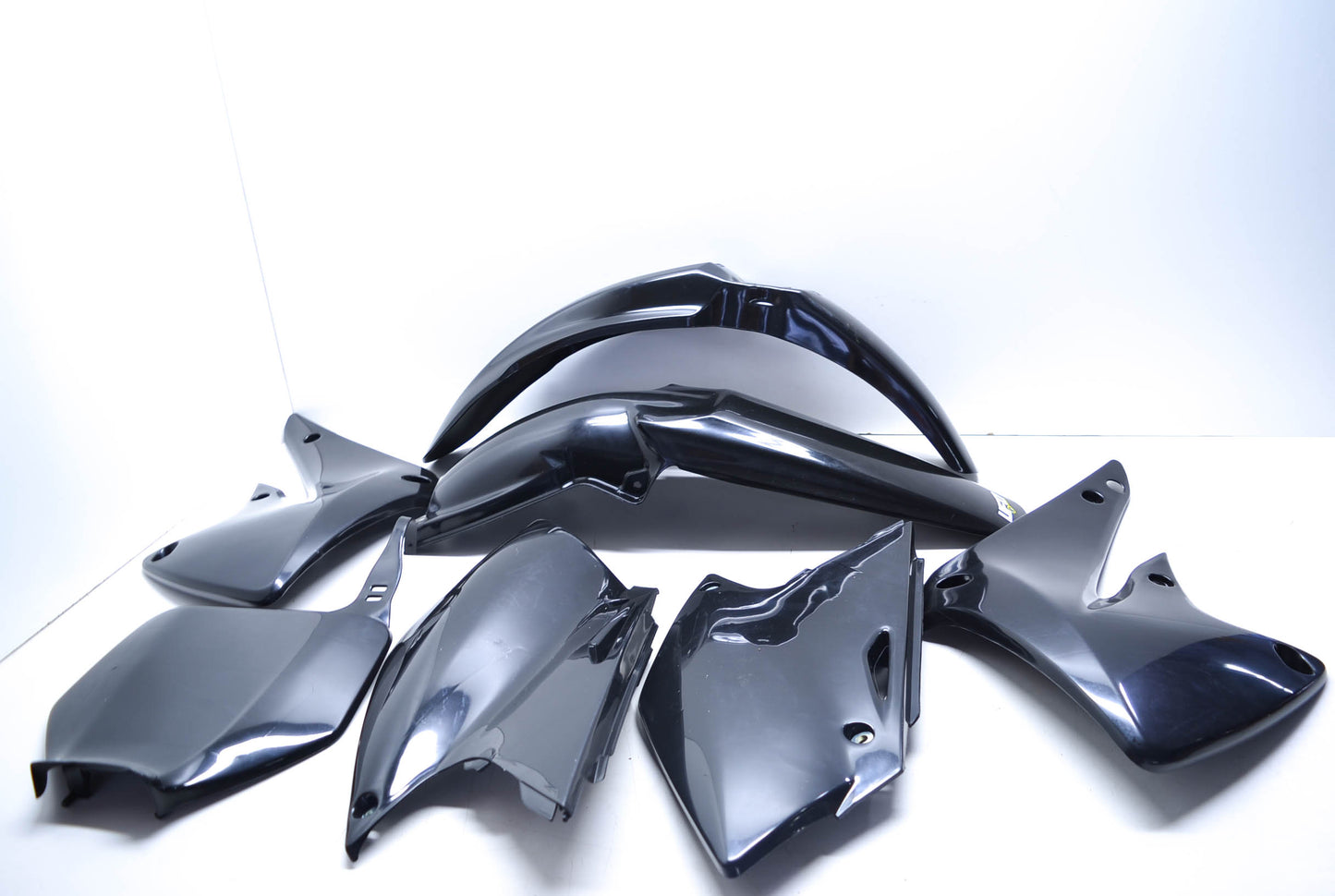 UFO 1403-0863 Black Body Panels & Fenders Kit NOS