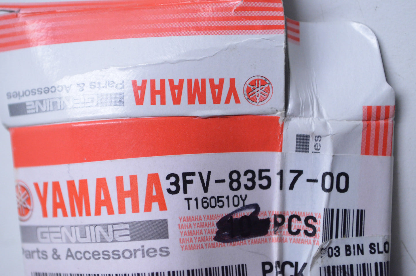 OEM Yamaha 3FV-83517-00-00 Bulb 12V-1.7W Qty 8 NOS